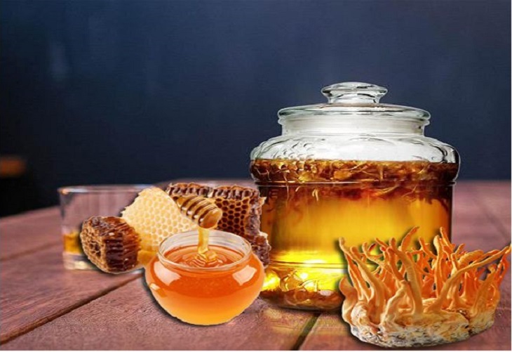 Mật ong rừng có thể ngâm với gì
